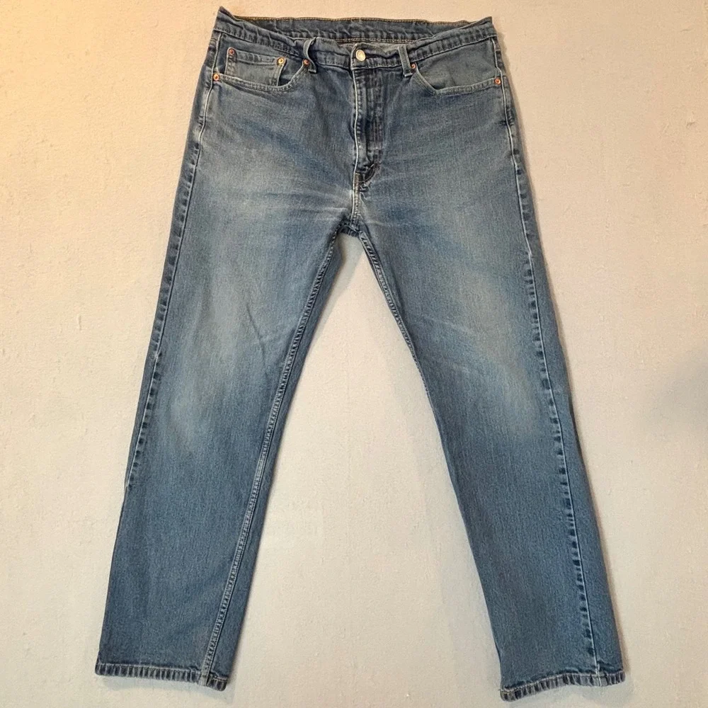 Levis 505 Regular Fit Straight Leg Jeans Mens 38x32 Medium Wash Denim 00505-1620